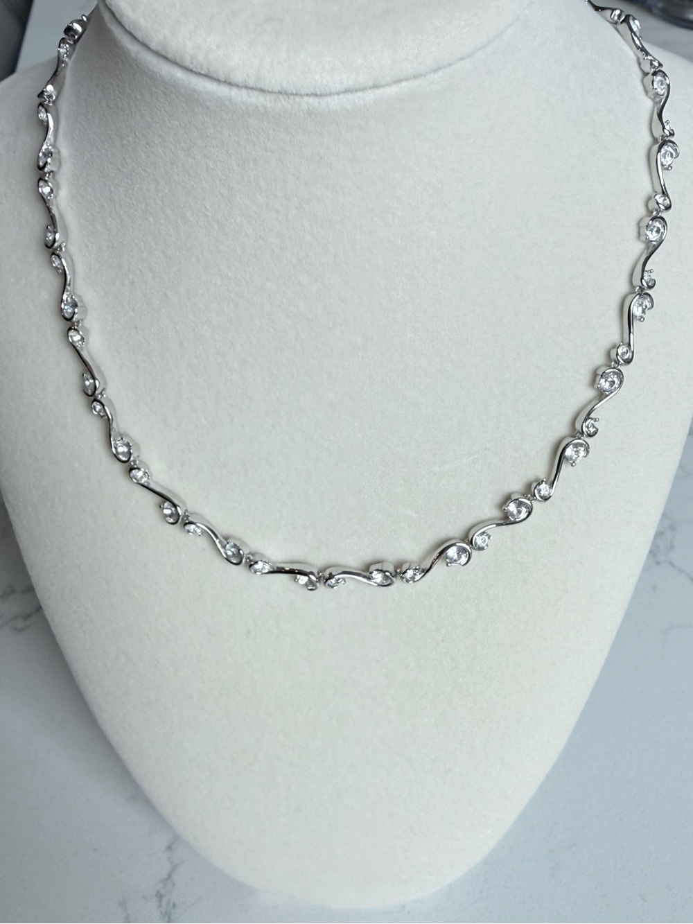 16″ Sparkling CZ Wave-Link Collar Necklace | Timeless Elegance✨